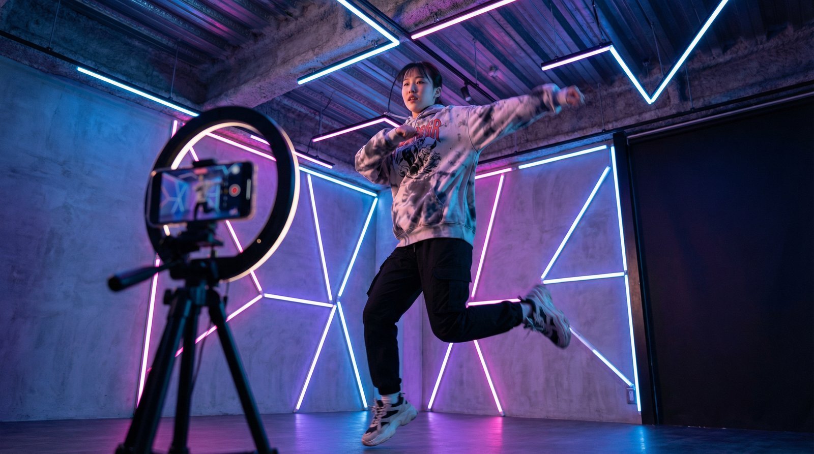 青柠视频短视频-潮流舞蹈挑战